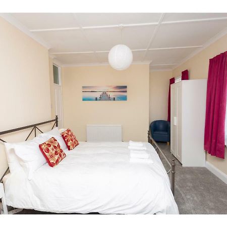 Sandown Villa Holiday Home Deal Luaran gambar